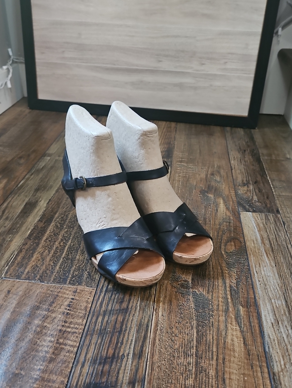 Clarks Artisan Black Leather Crisscross Open-Toe Espadrille Wedge Sandals
